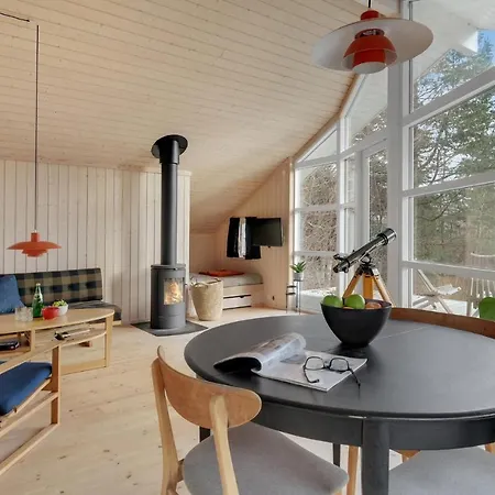 2 Bedroom Stunning In Vejby