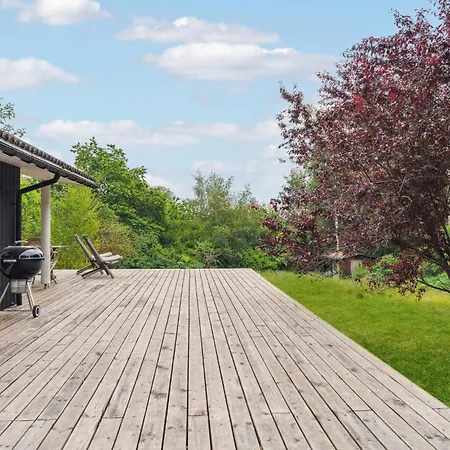 Amazing In With Kitchen Holiday home *