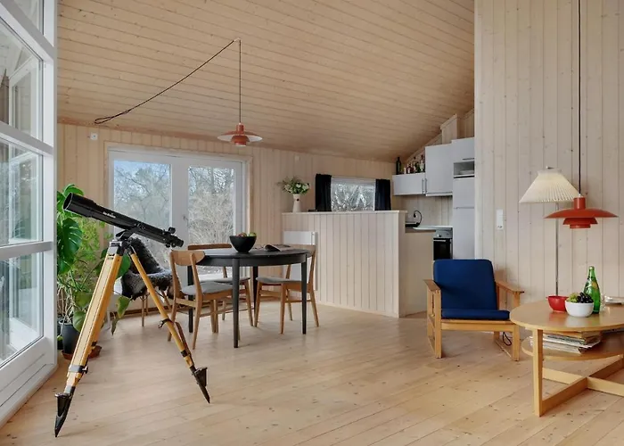 2 Bedroom Stunning In Feriehus Vejby