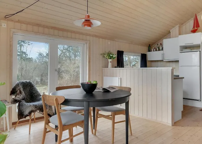 2 Bedroom Stunning In Vejby
