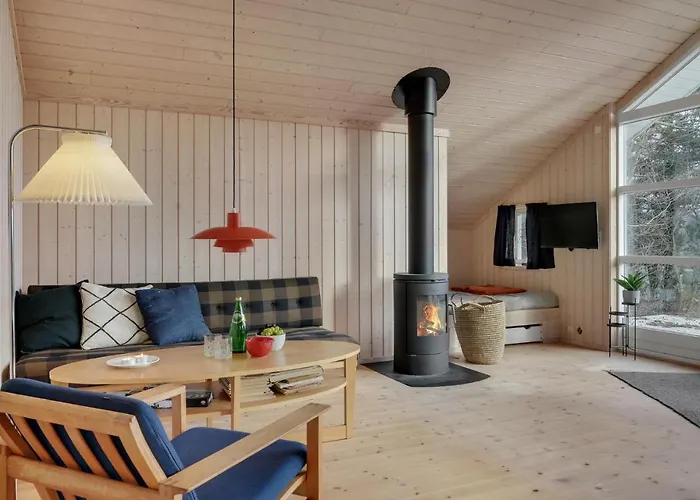 Feriehus 2 Bedroom Stunning In *
