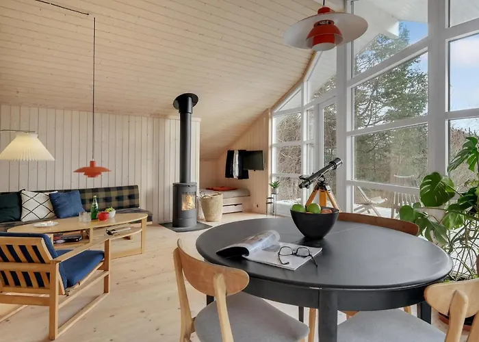 2 Bedroom Stunning In Vejby
