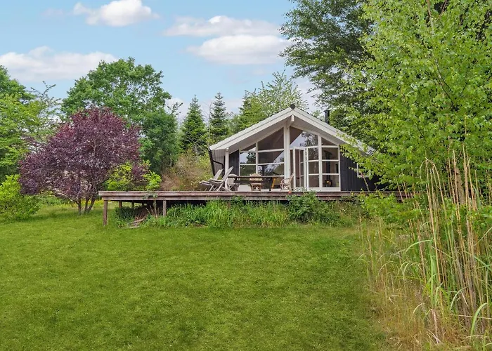 2 Bedroom Stunning In Vejby
